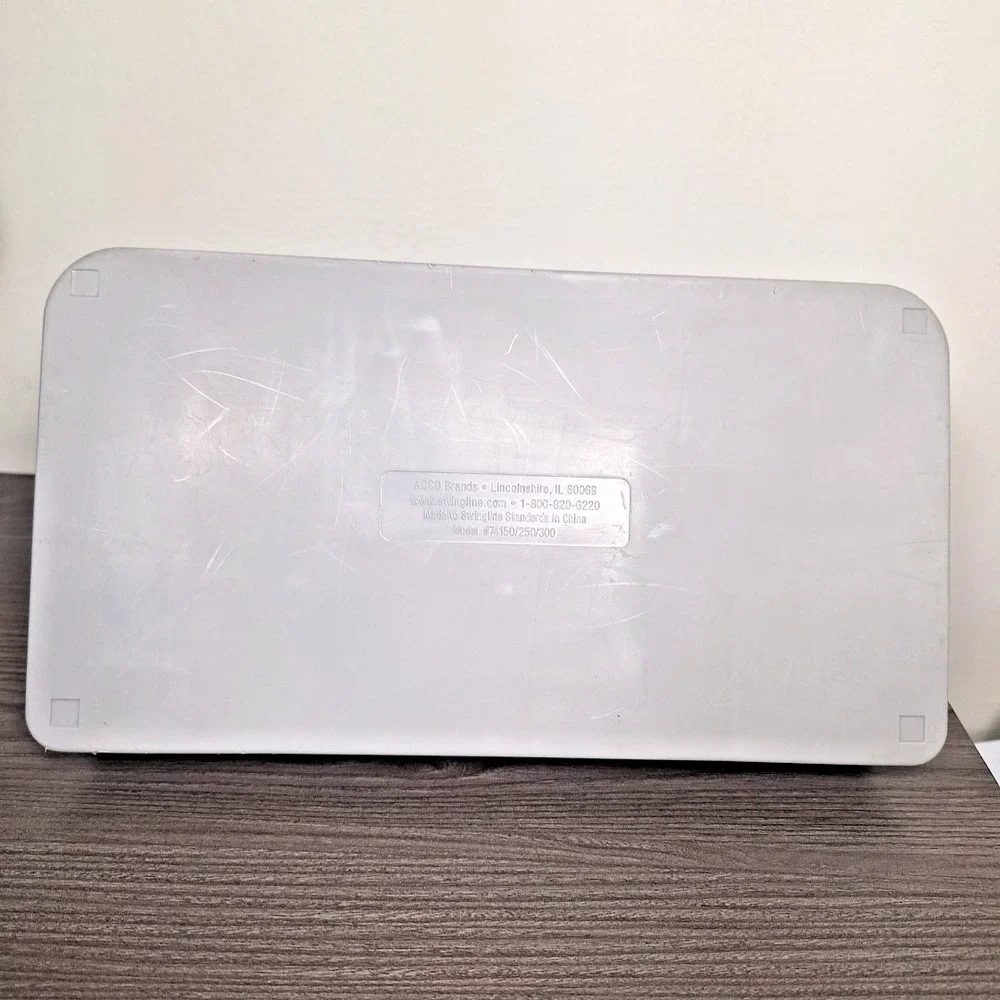 Swingline three hole